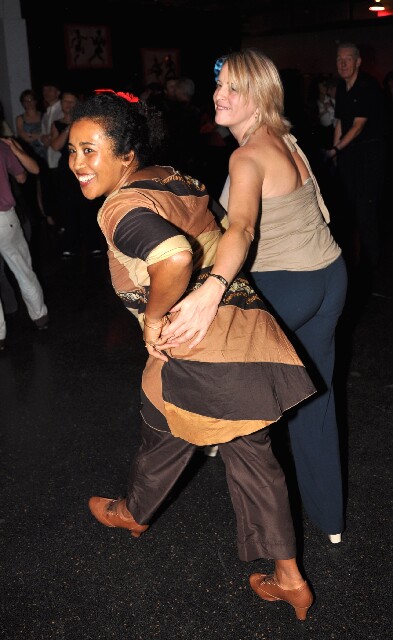 min 2008 11 08 fous swing 094